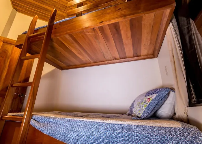 Lodge Hermosa Heights 24